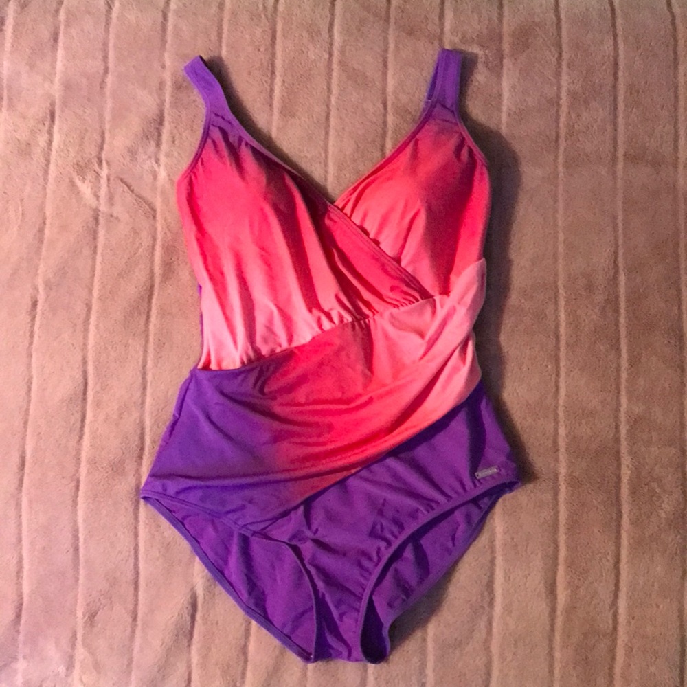 LASCANA for VENUS One piece bathing suit